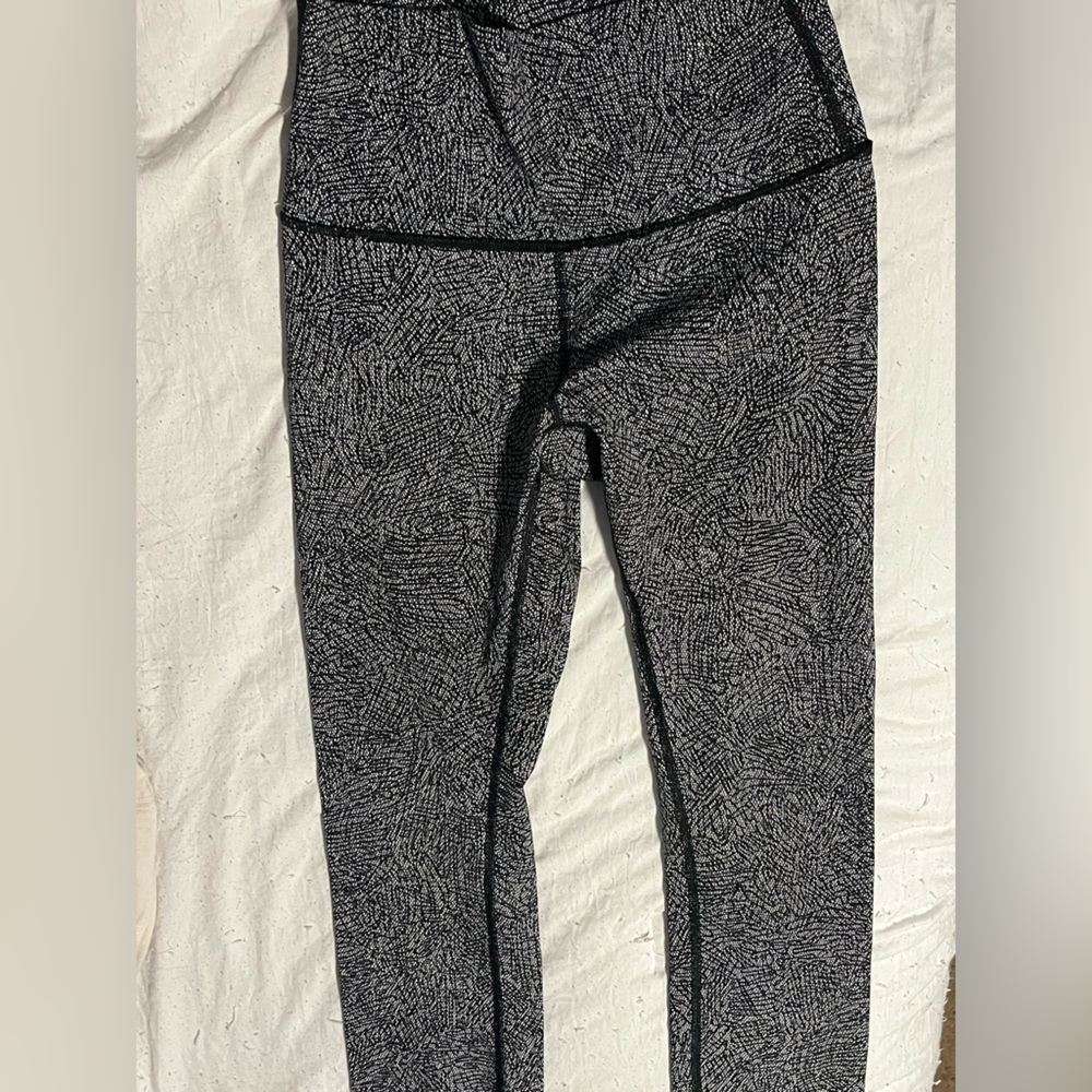 Lulu lemon leggings